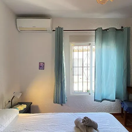 Fuer 4 Personen Ca 80 Qm In Nerja, Andalusien Costa Del Sol בית נופש נרחה